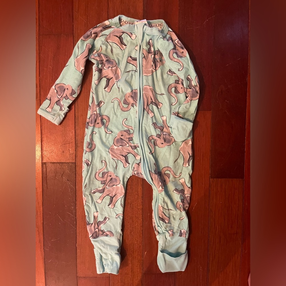 6-12 month Bond’s Wondersuit (VGUC - no stains or holes) - Elephant